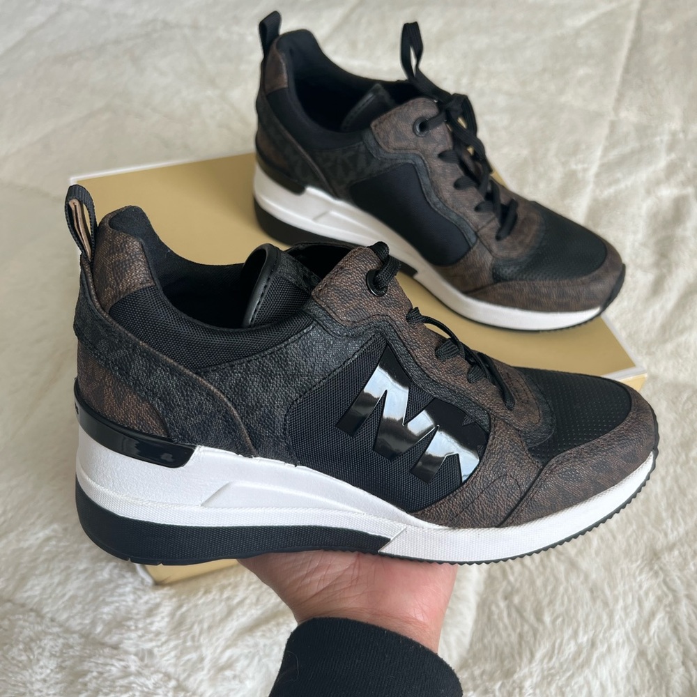 Michael Kors Womens  Black Sneakers - Picture 2 of 7